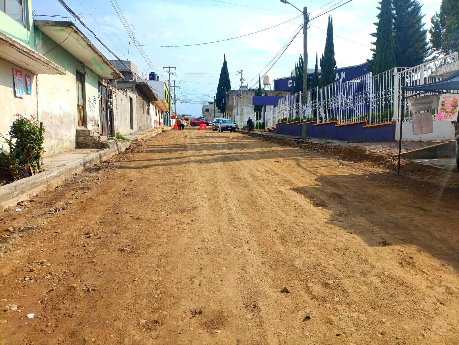 Blanca Angulo le apuesta a más reparación de calles; inician trabajos en la Campeche de El Alto